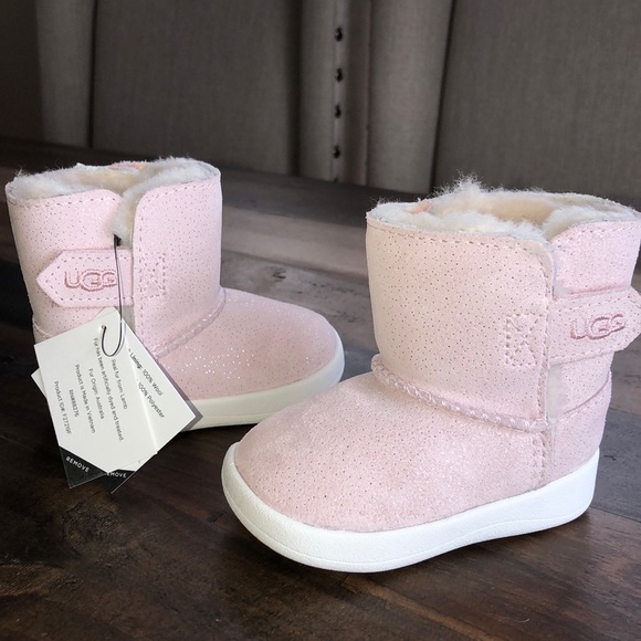 ugg keelan size 6